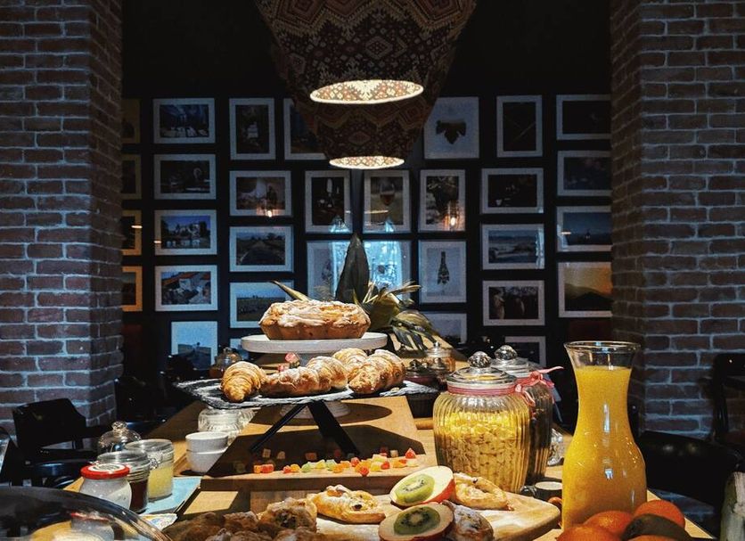 Buffet Gambar