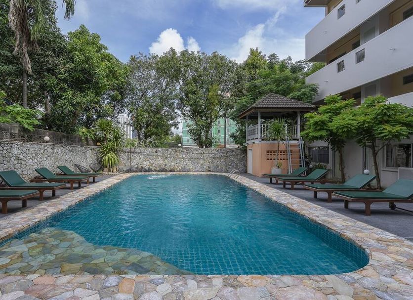 Kolam renang Gambar