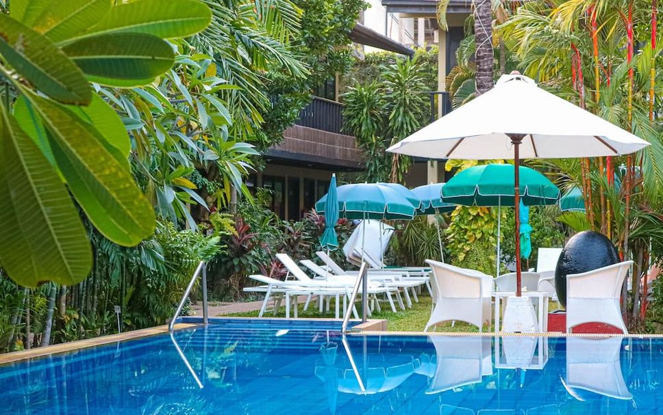 Kolam renang Gambar