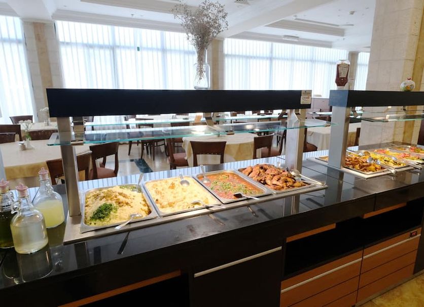Buffet Gambar