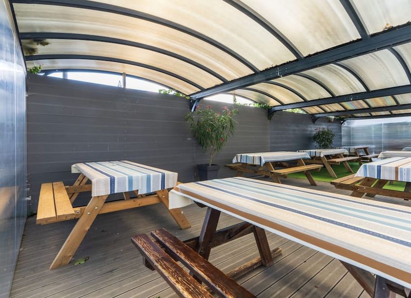 Patio Gambar