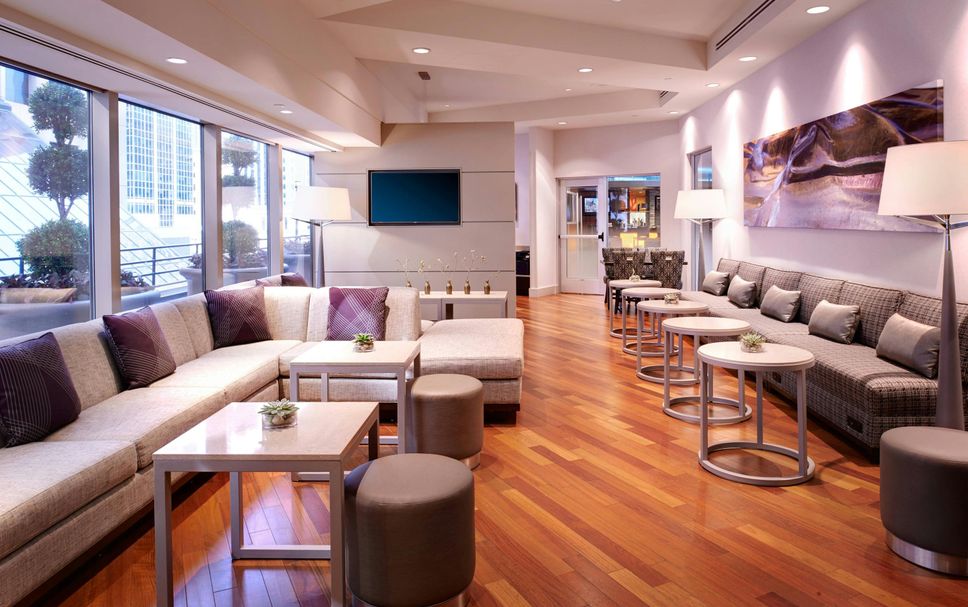 Balai Menunggu Gambar