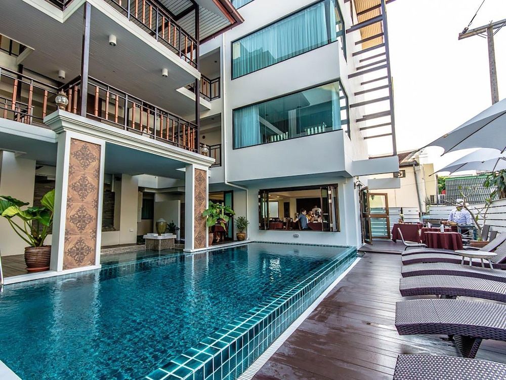 Kolam renang Gambar