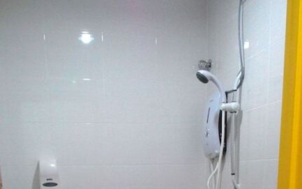 Bilik Mandi Gambar