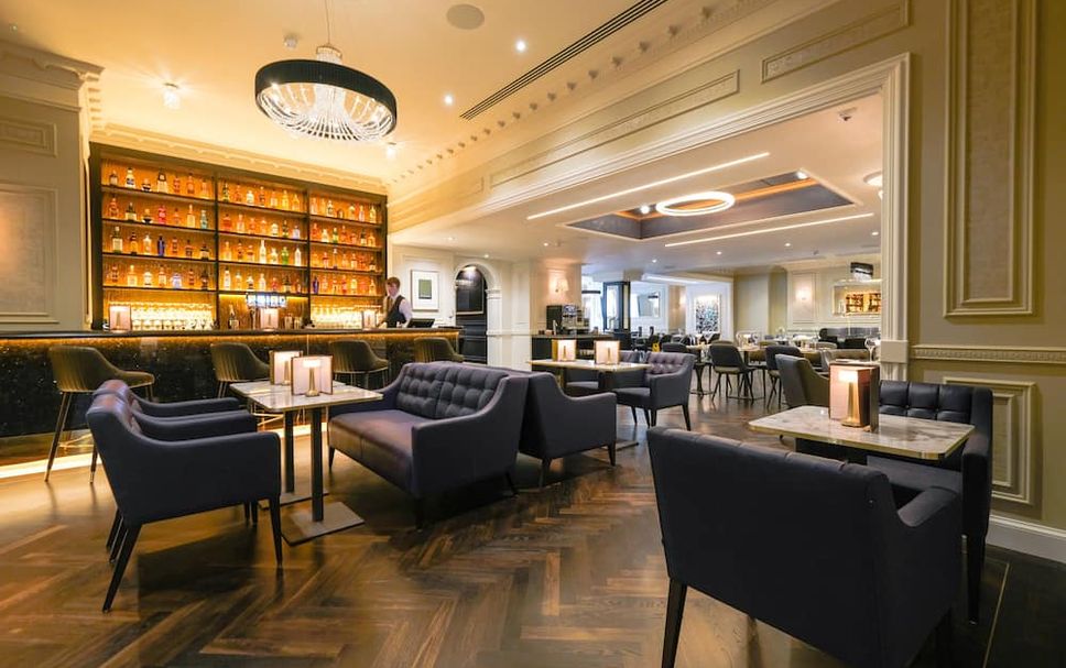 Balai Menunggu Gambar