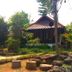 Pemandangan luar