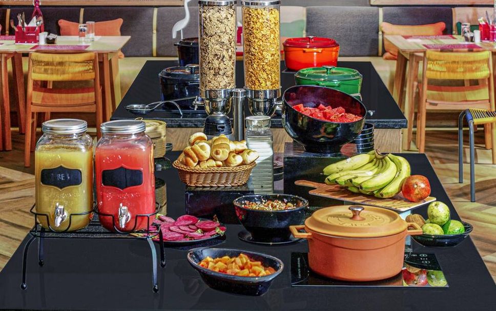 Buffet Gambar