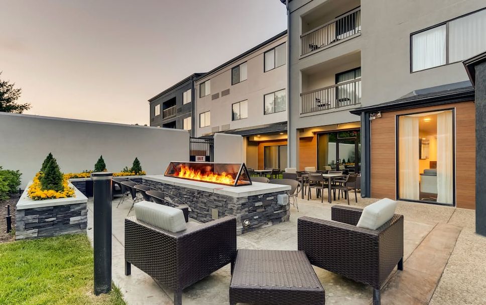 Patio Gambar