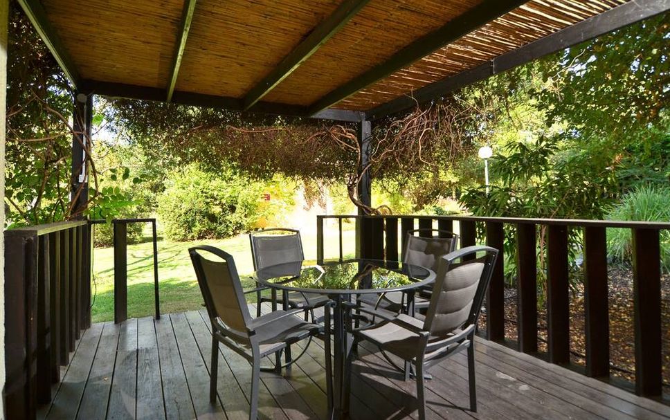 Patio Gambar