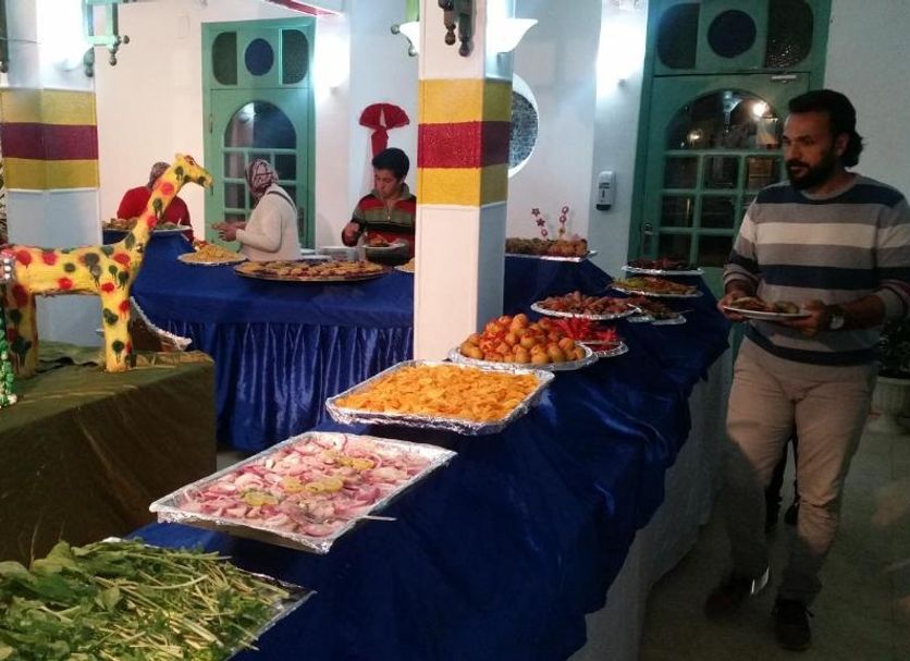 Buffet Gambar