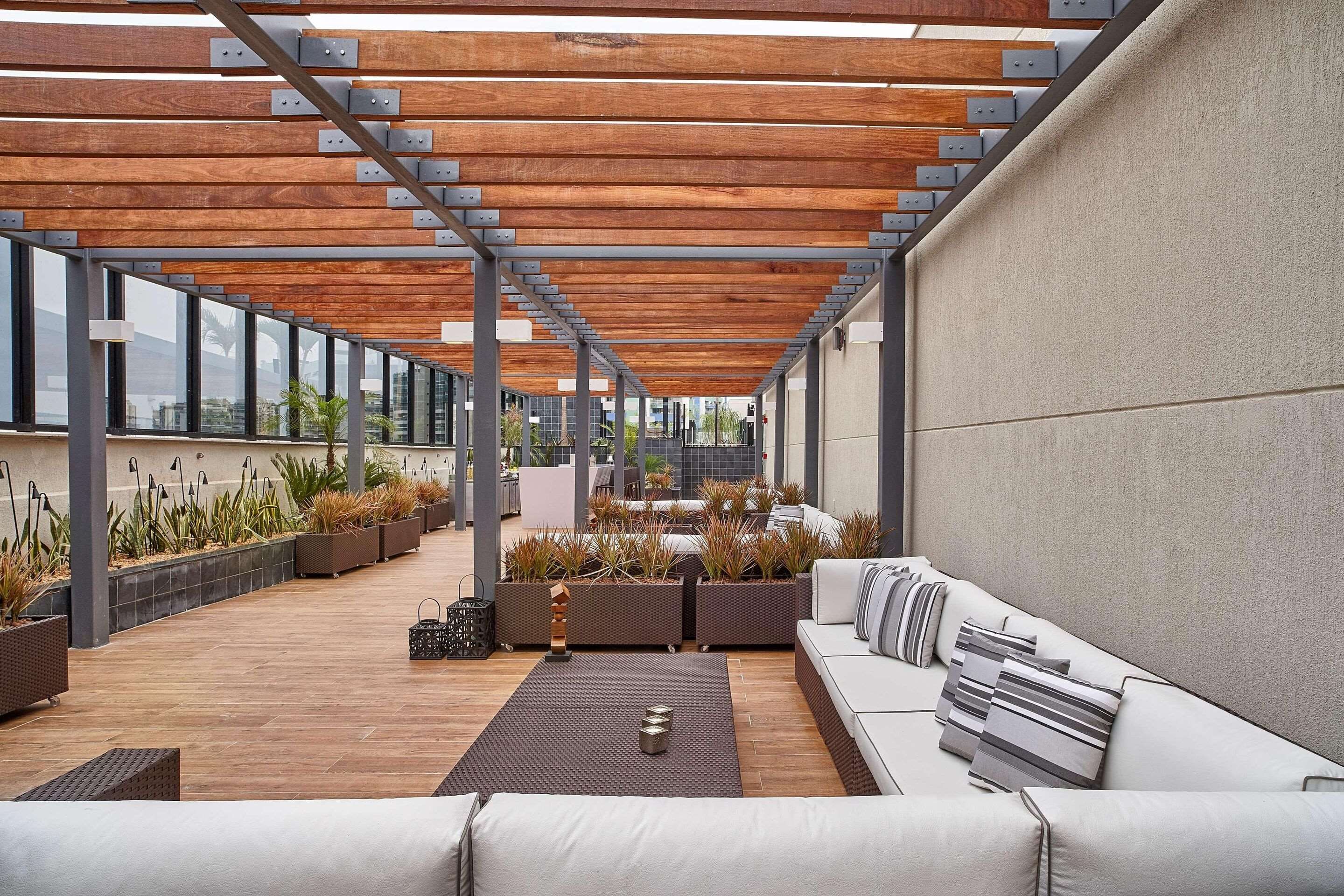 Patio Gambar