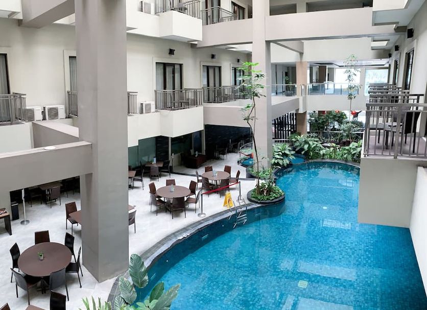 Kolam renang Gambar