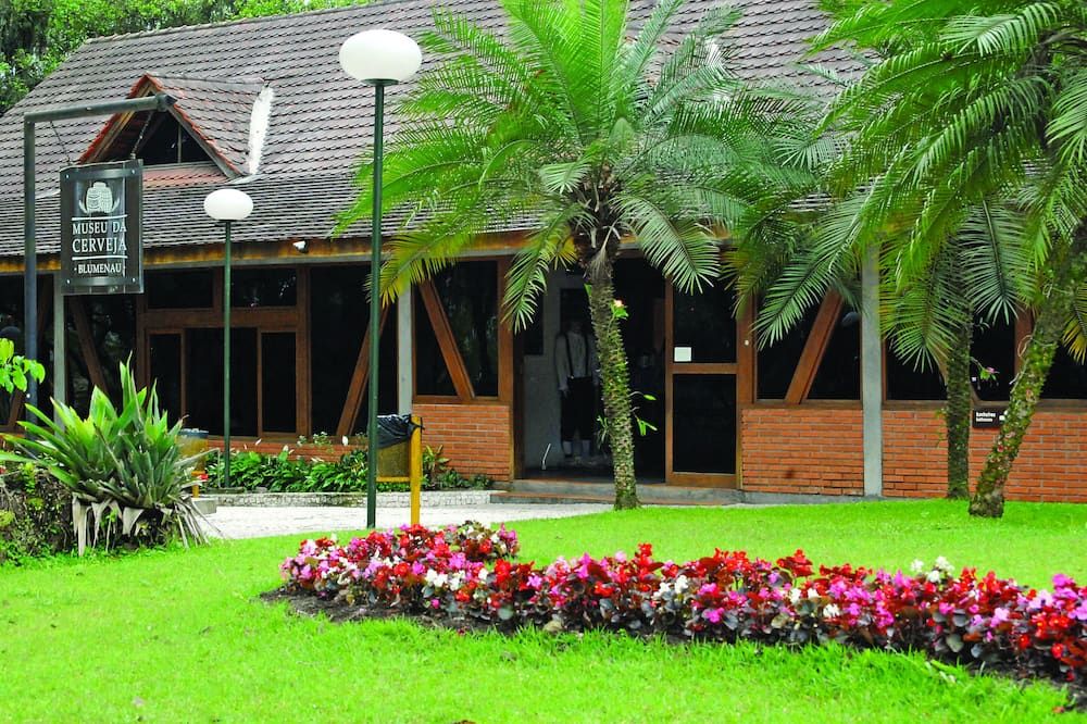 Bangunan