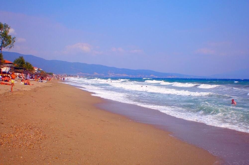 Pantai Gambar