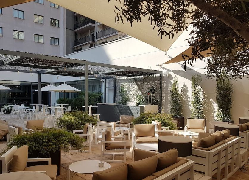 Patio Gambar