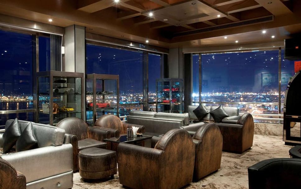 Balai Menunggu Gambar