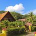 Pemandangan luar