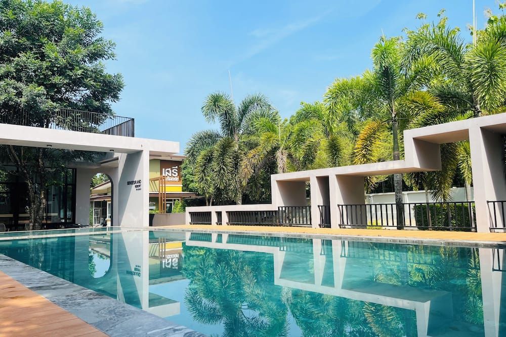 Kolam renang Gambar