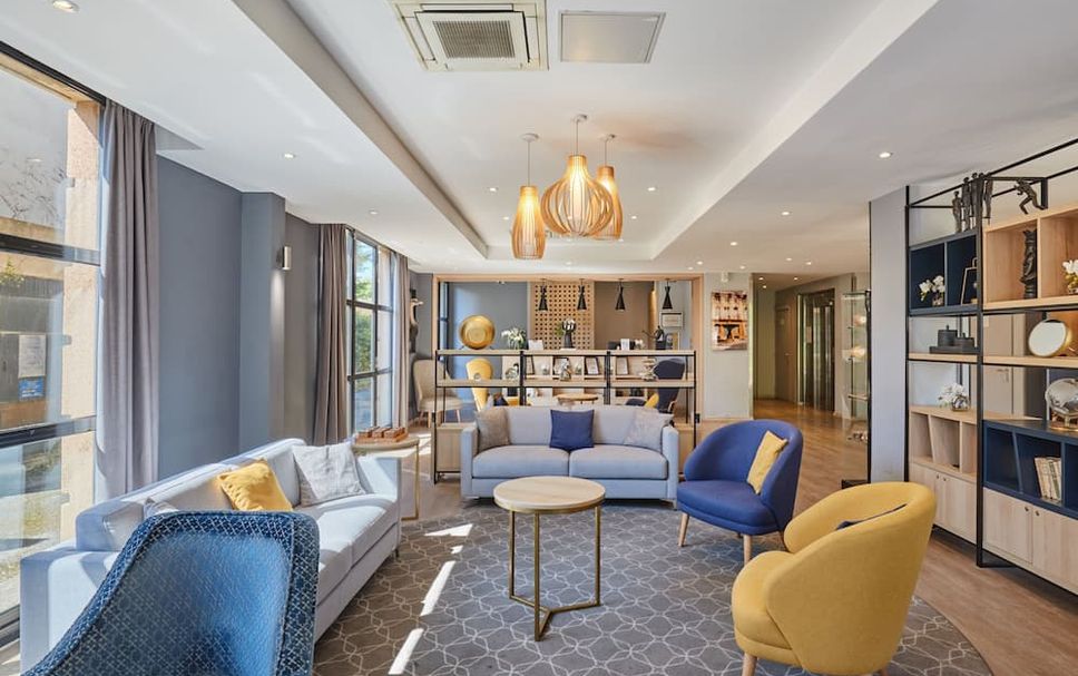 Balai Menunggu Gambar