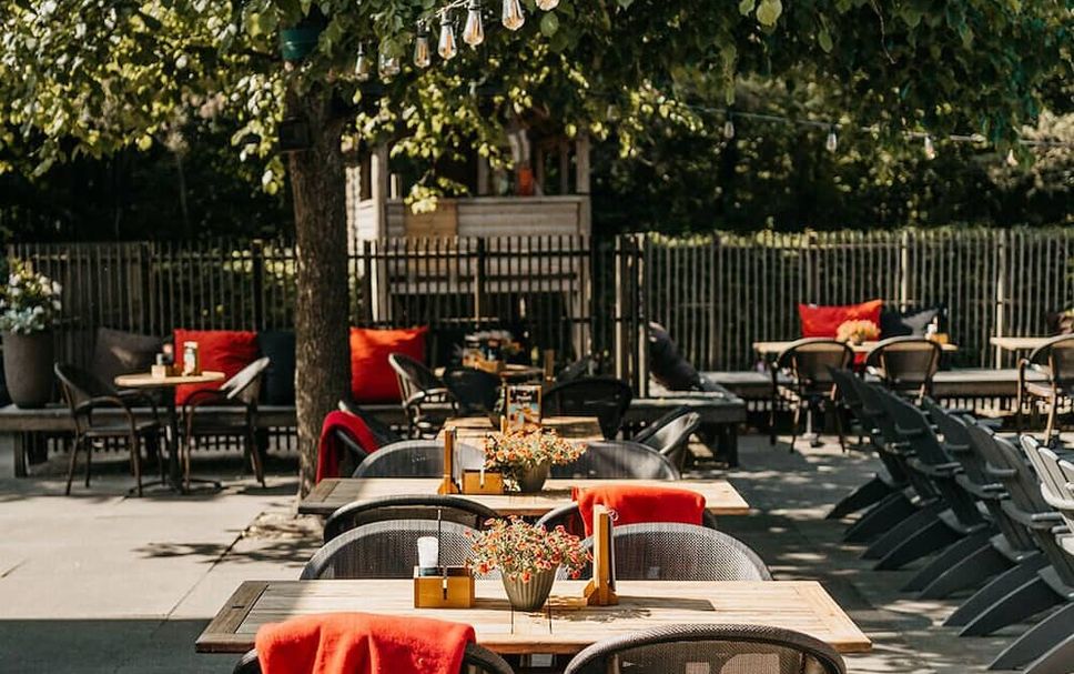 Patio Gambar