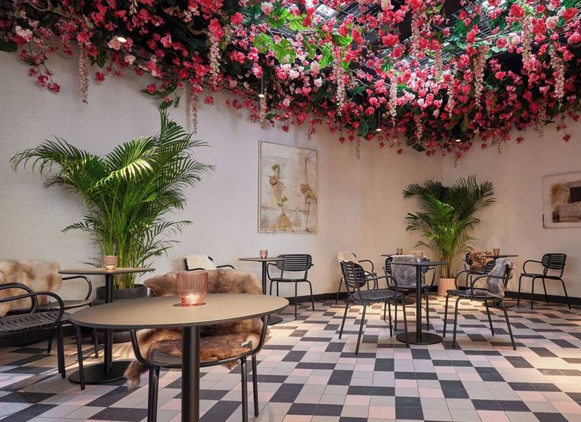 Patio Gambar
