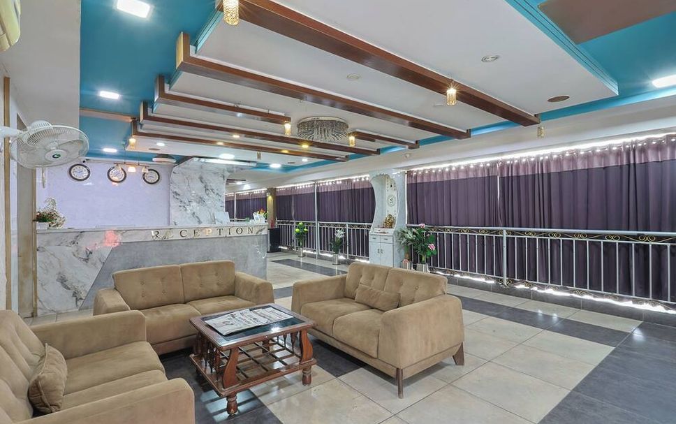 Balai Menunggu Gambar