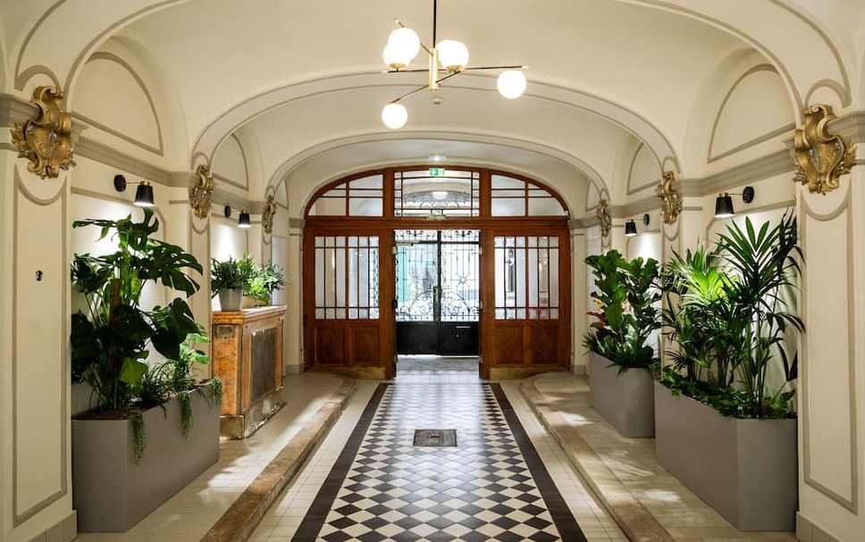 hallway Gambar