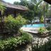 Pemandangan luar