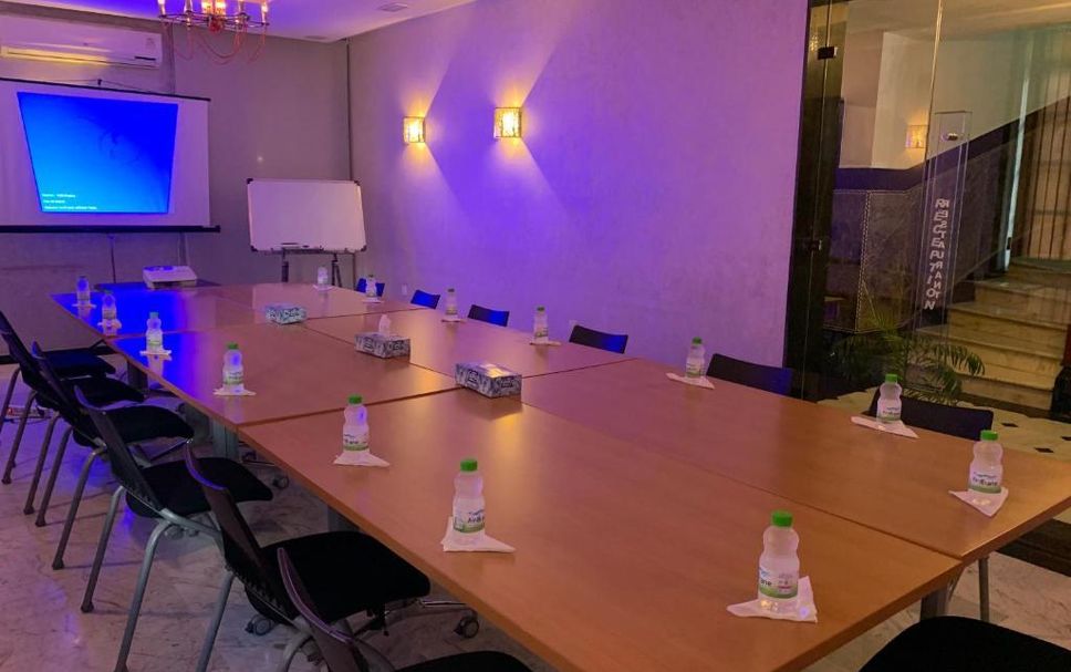 Bilik persidangan Gambar