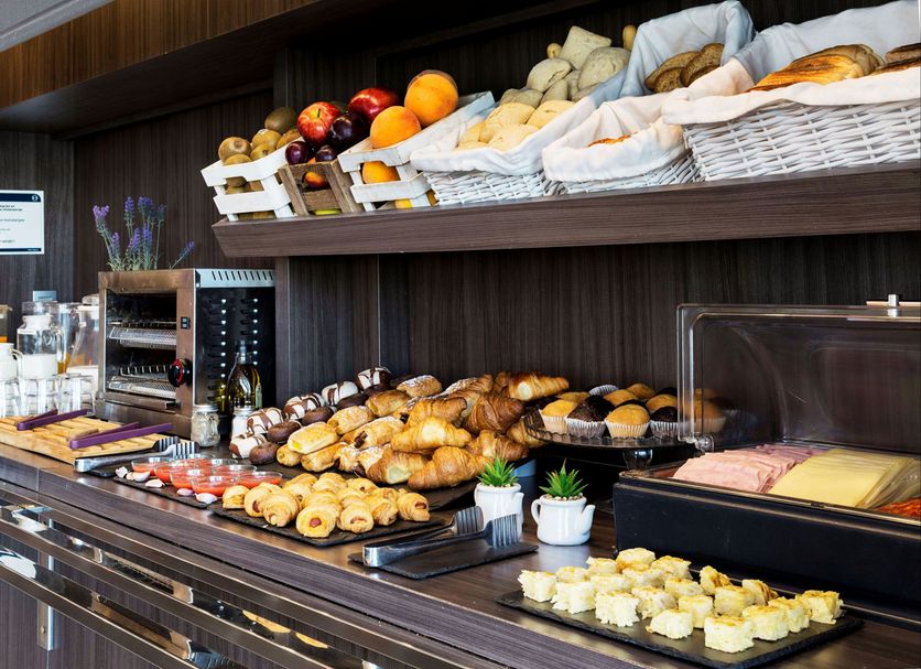 Buffet Gambar