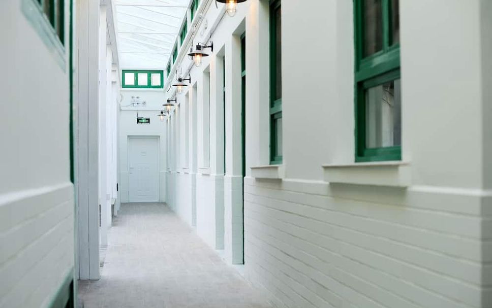 hallway Gambar