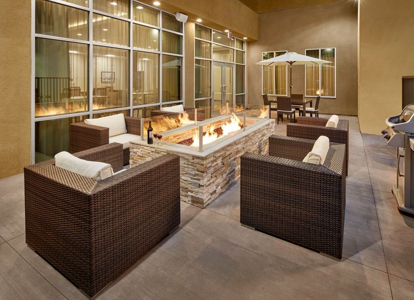 Patio Gambar