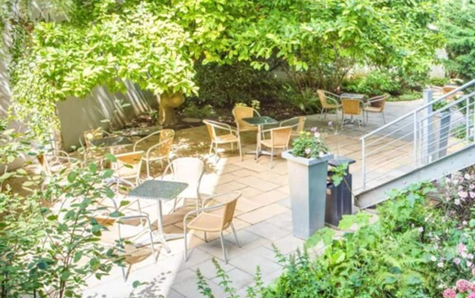 Patio Gambar