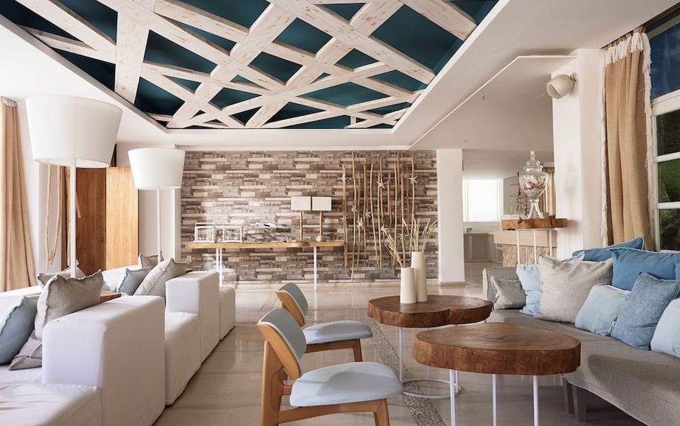 Balai Menunggu Gambar