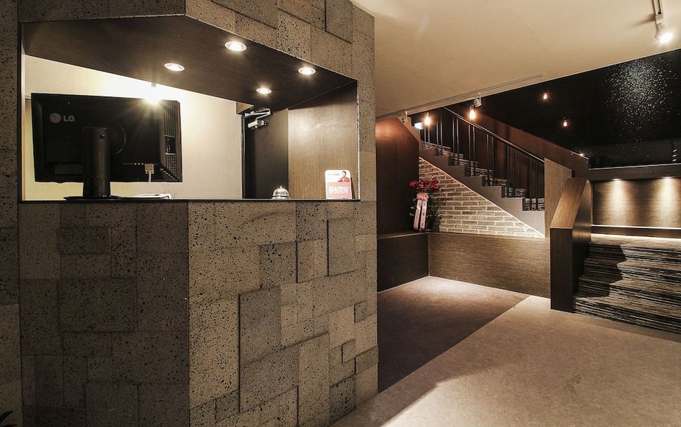 Meja Penyambut Tetamu Gambar