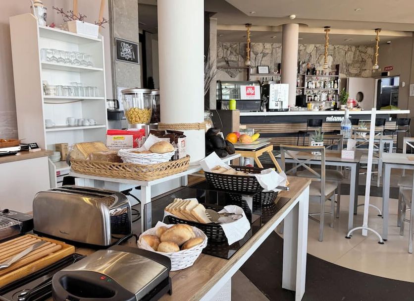 Buffet Gambar