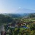 Pemandangan luar