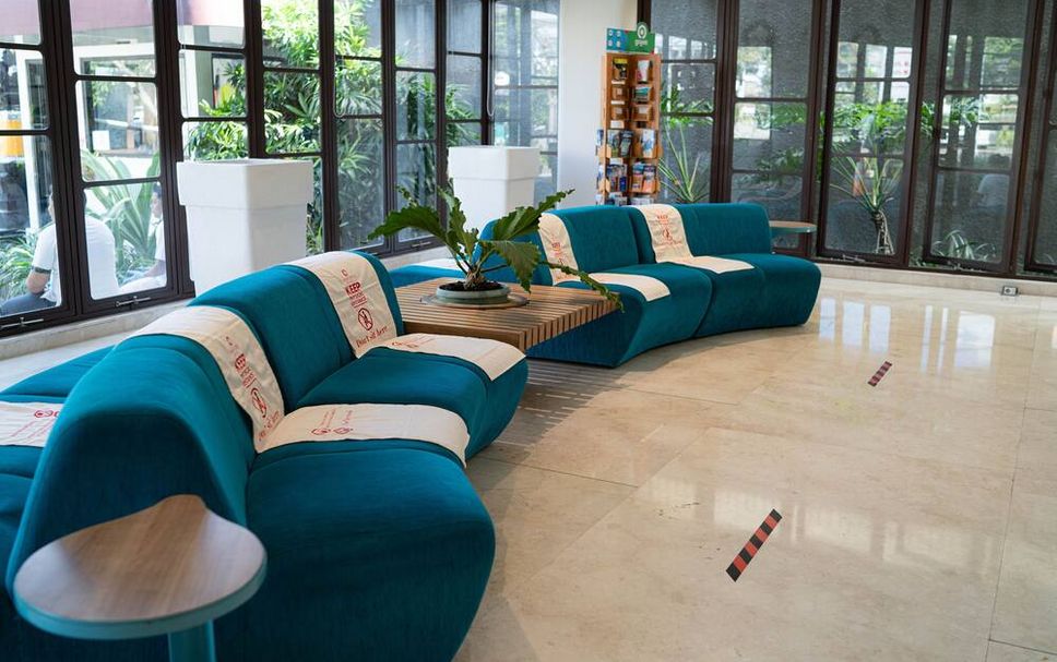 Balai Menunggu Gambar