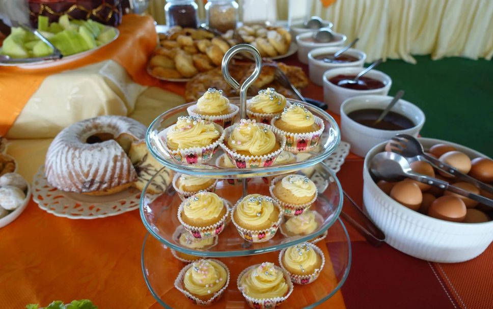 Buffet Gambar