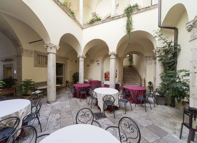 Patio Gambar