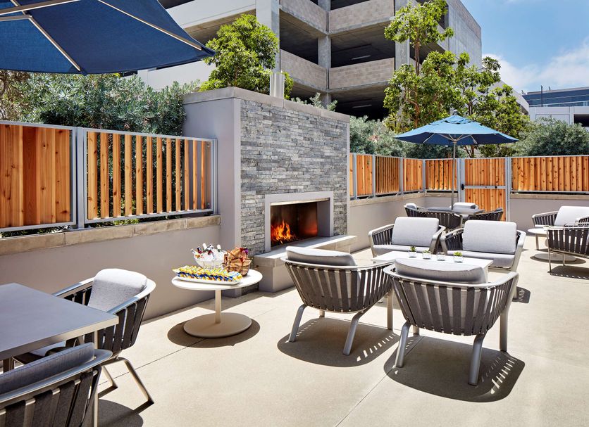 Patio Gambar