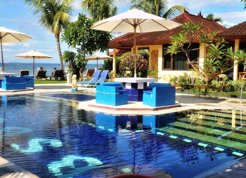 Kolam renang Gambar