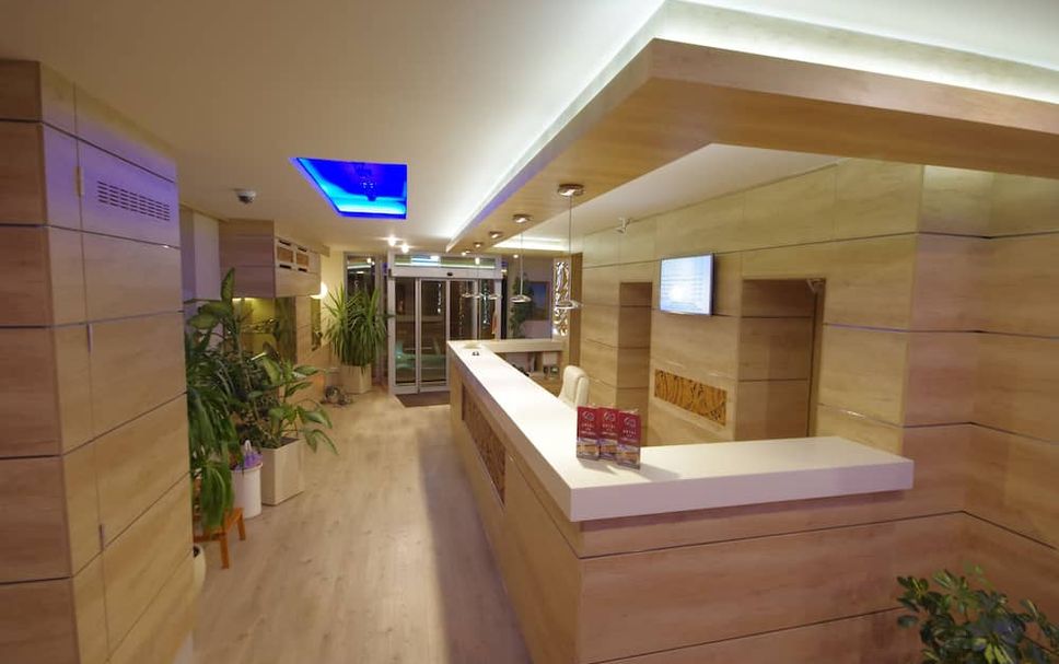 Meja Penyambut Tetamu Gambar