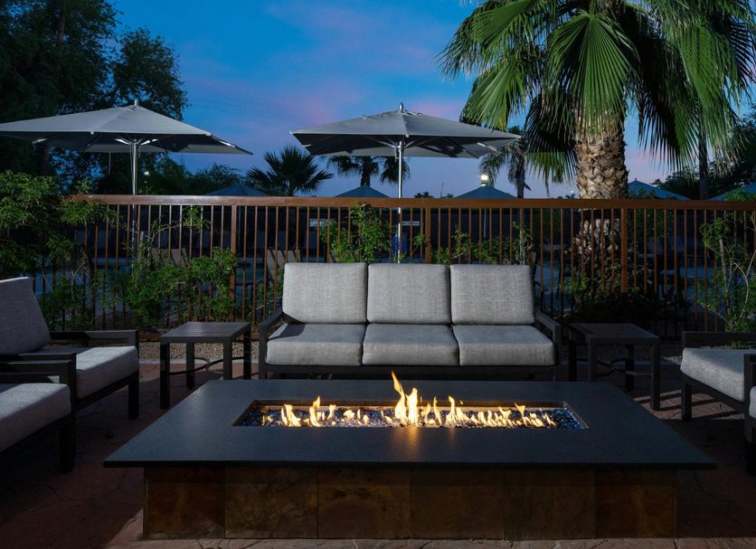Patio Gambar