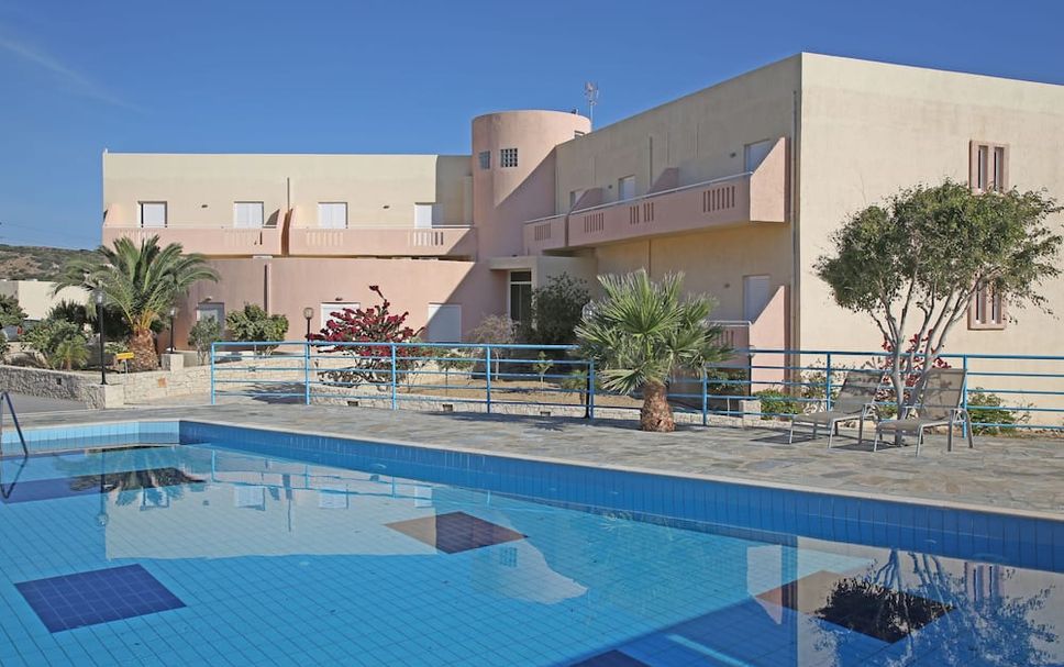 Kolam renang Gambar