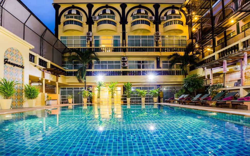 Kolam renang Gambar