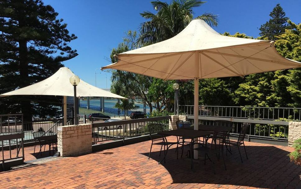 Patio Gambar