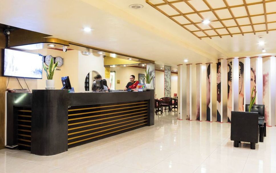 Meja Penyambut Tetamu Gambar