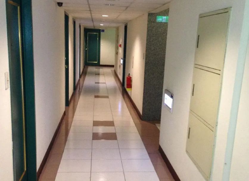 hallway Gambar