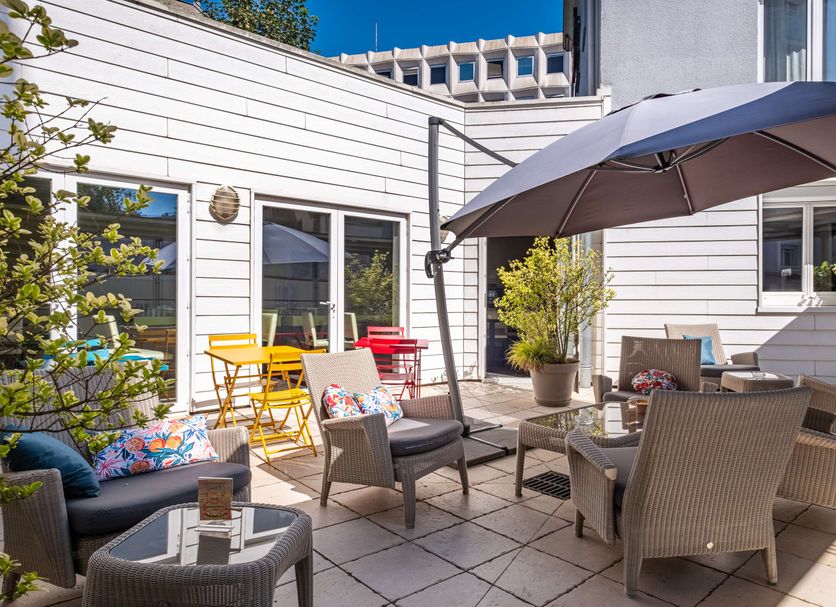 Patio Gambar